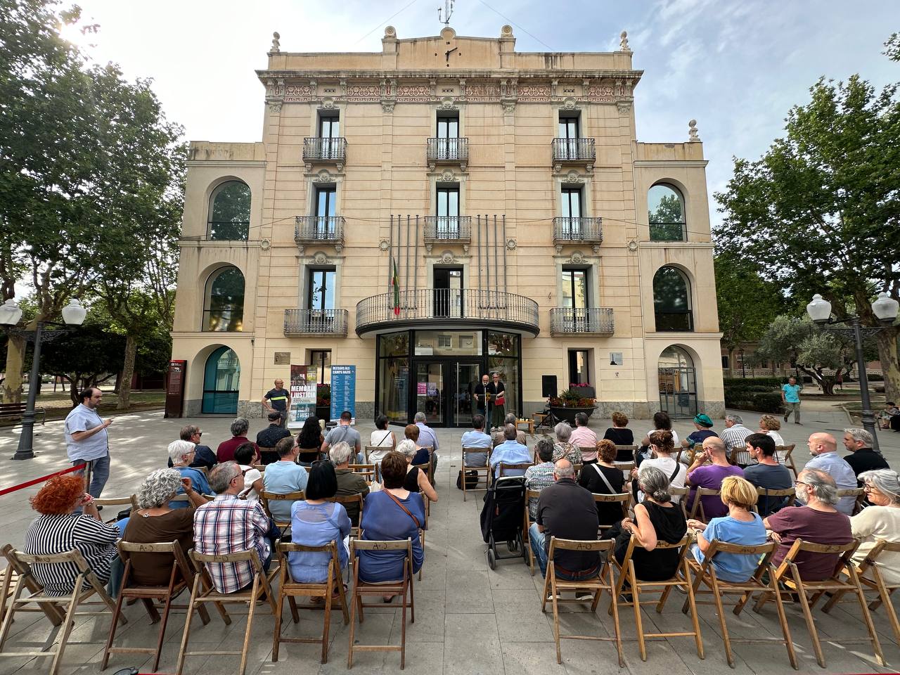 Acte d'homenatge a les tres noves víctimes olesanes dels camps nazis