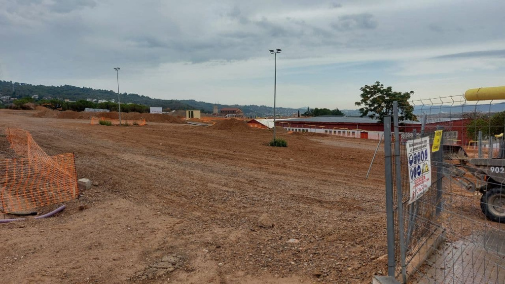 zona condicionada del carrer priorat per aparcament