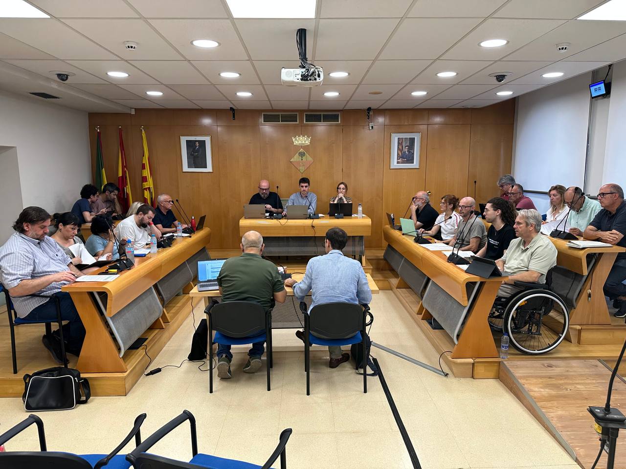 Ple Municipal de l'Ajuntament d'Olesa del mes de juny 2025