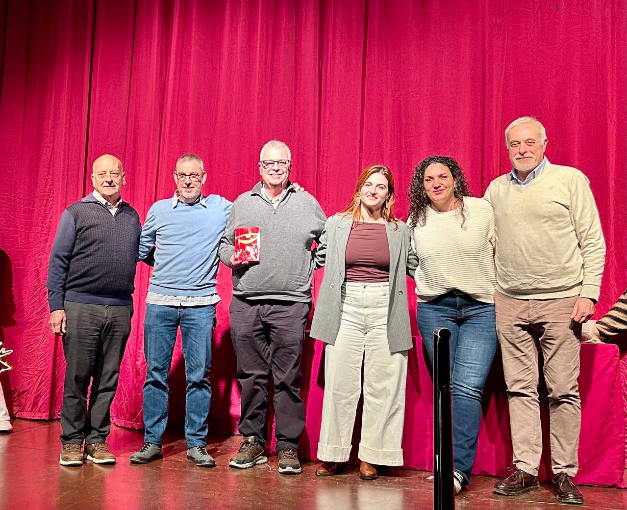 41è Concurs de Teatre Vila d'Olesa. Primer premi de grup a "Maria Rosa", del Grup ACR Fals. 