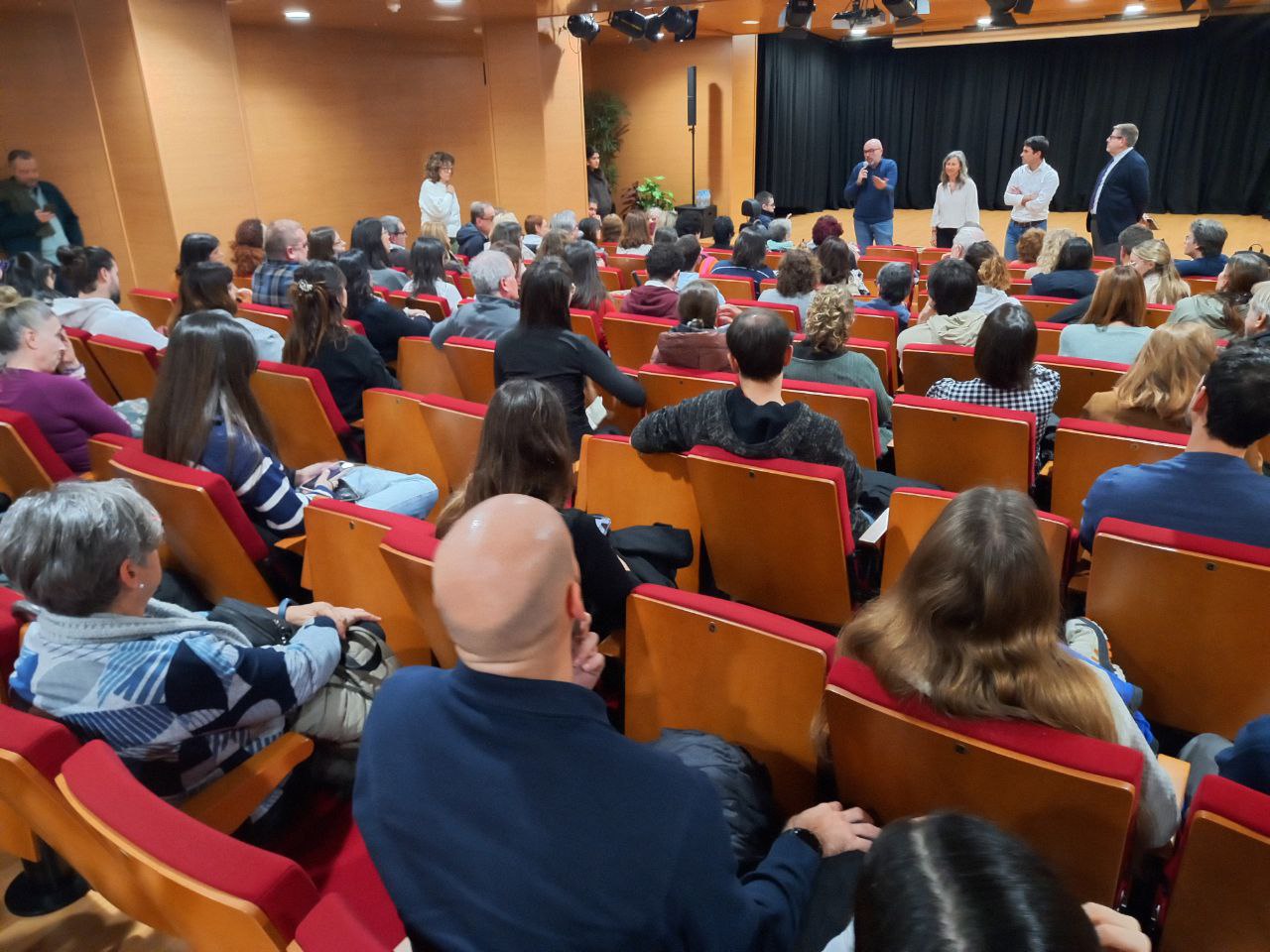 Foto_reuniomonbus_200126