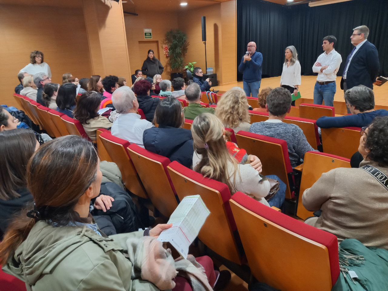 Foto_reuniomonbus_200126