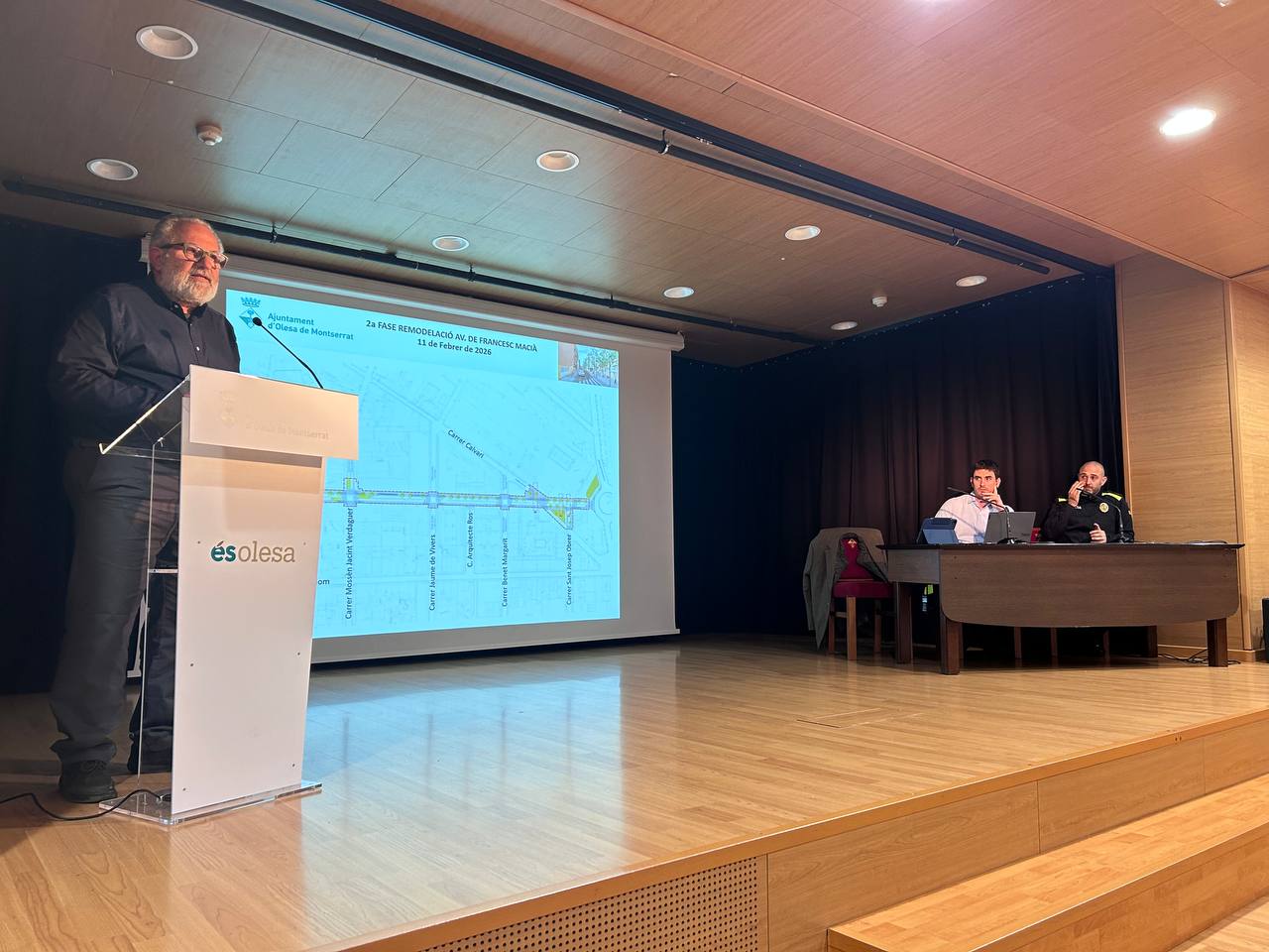 Sessió informativa presentació del projecte de la 2a fase de remodelació de l'av. Francesc Macià.