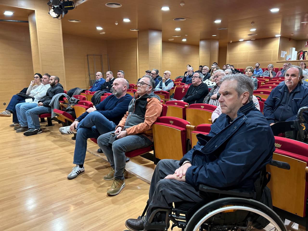 Sessió informativa presentació del projecte de la 2a fase de remodelació de l'av. Francesc Macià.