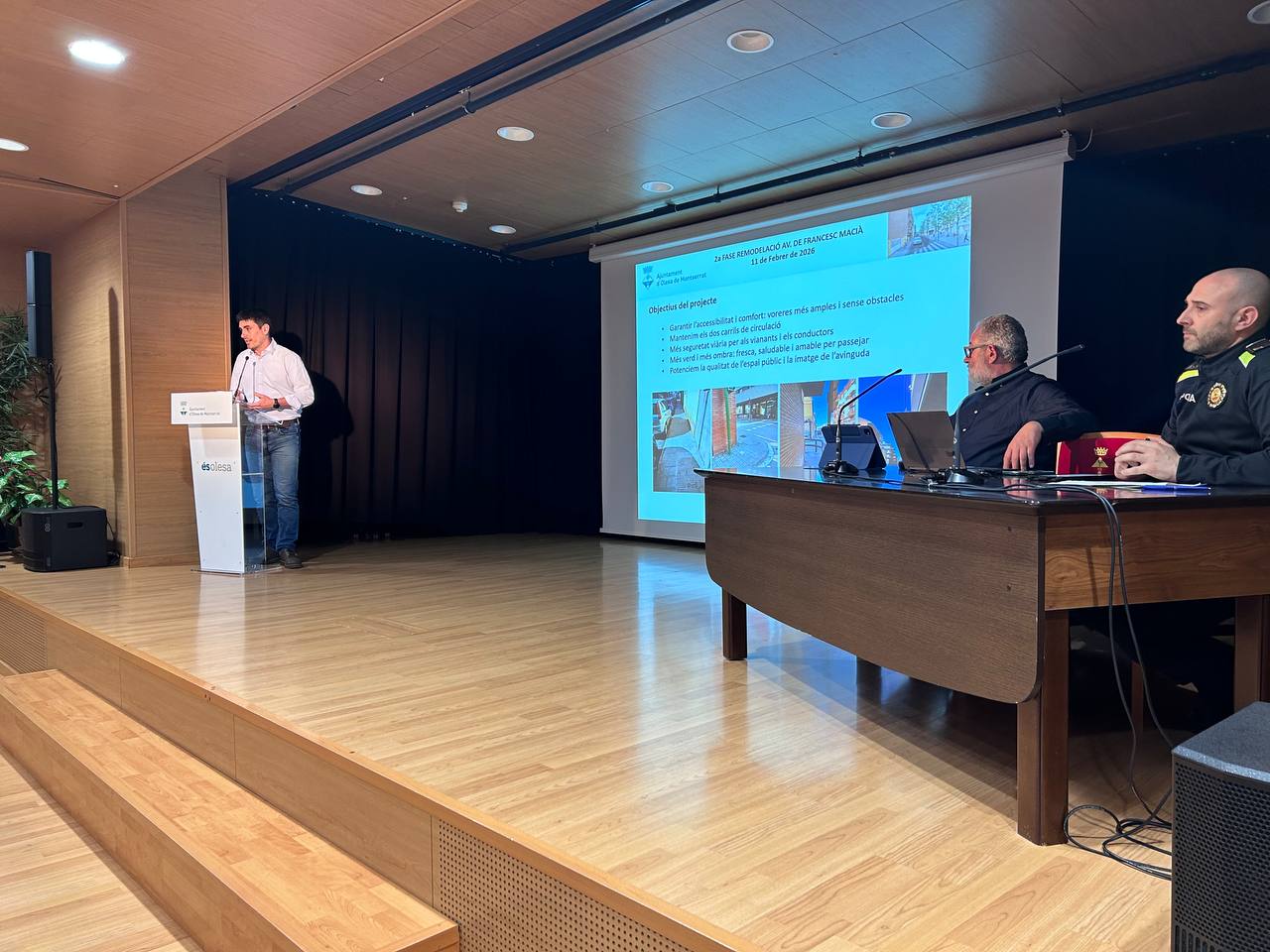 Sessió informativa presentació del projecte de la 2a fase de remodelació de l'av. Francesc Macià.