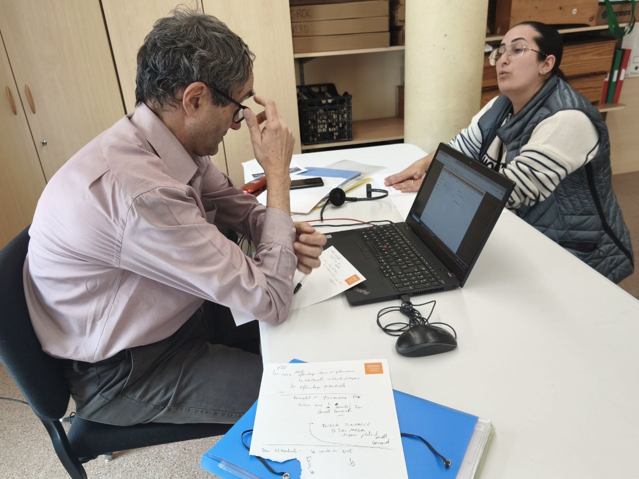 Foto_ Visita de l'equip de la Síndica de Greuges a Olesa