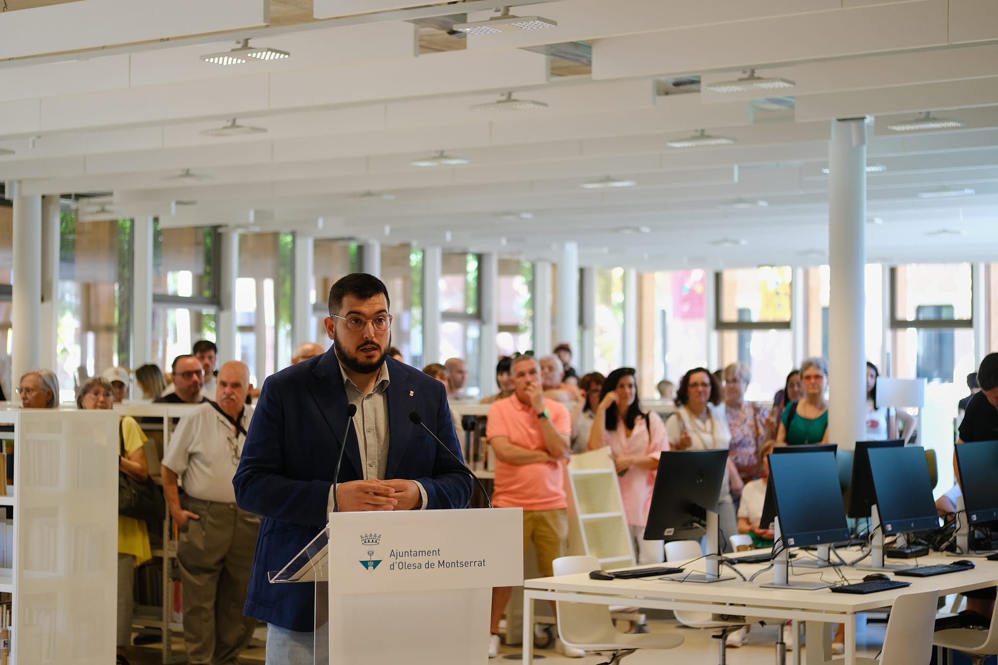 Foto_inauguració de la biblioteca Santa Oliva