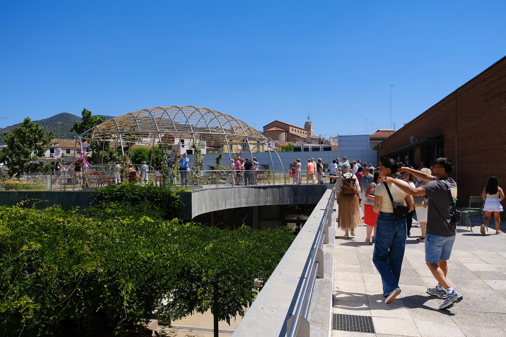 Foto_inauguració de la biblioteca Santa Oliva