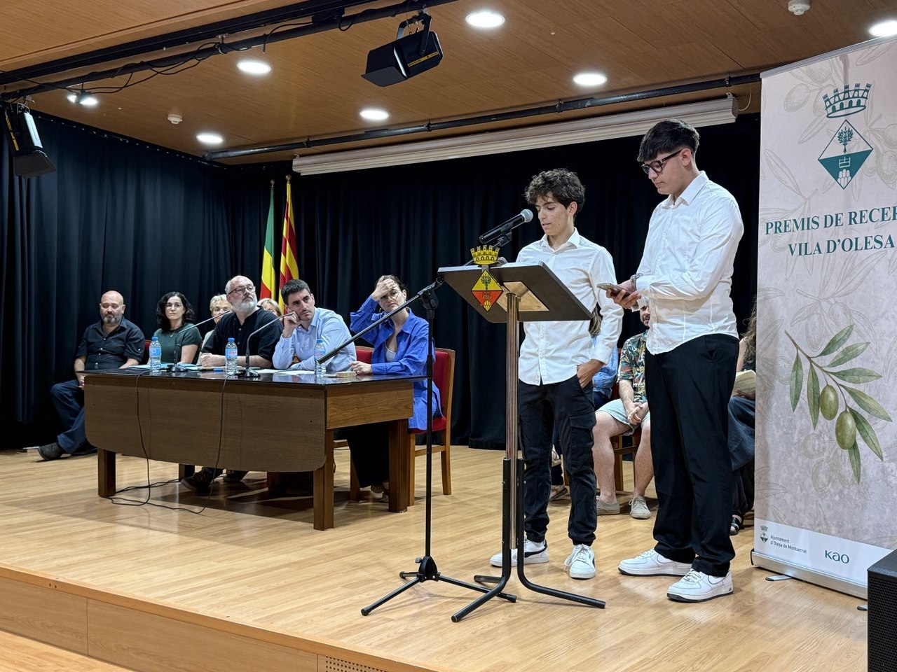 Entrega de guardons de la 42a edició dels Premis de Recerca Vila d'Olesa