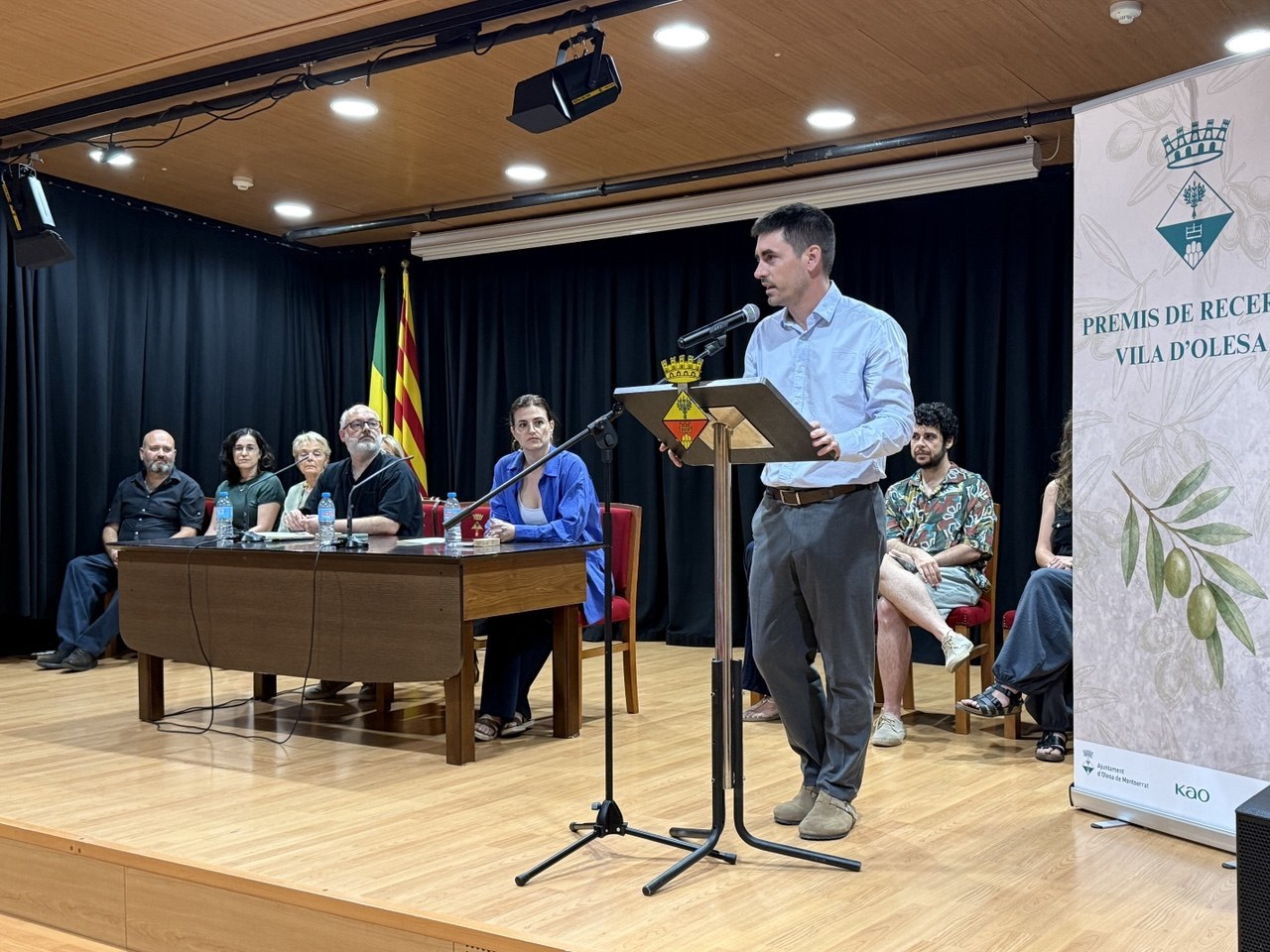 Entrega de guardons de la 42a edició dels Premis de Recerca Vila d'Olesa