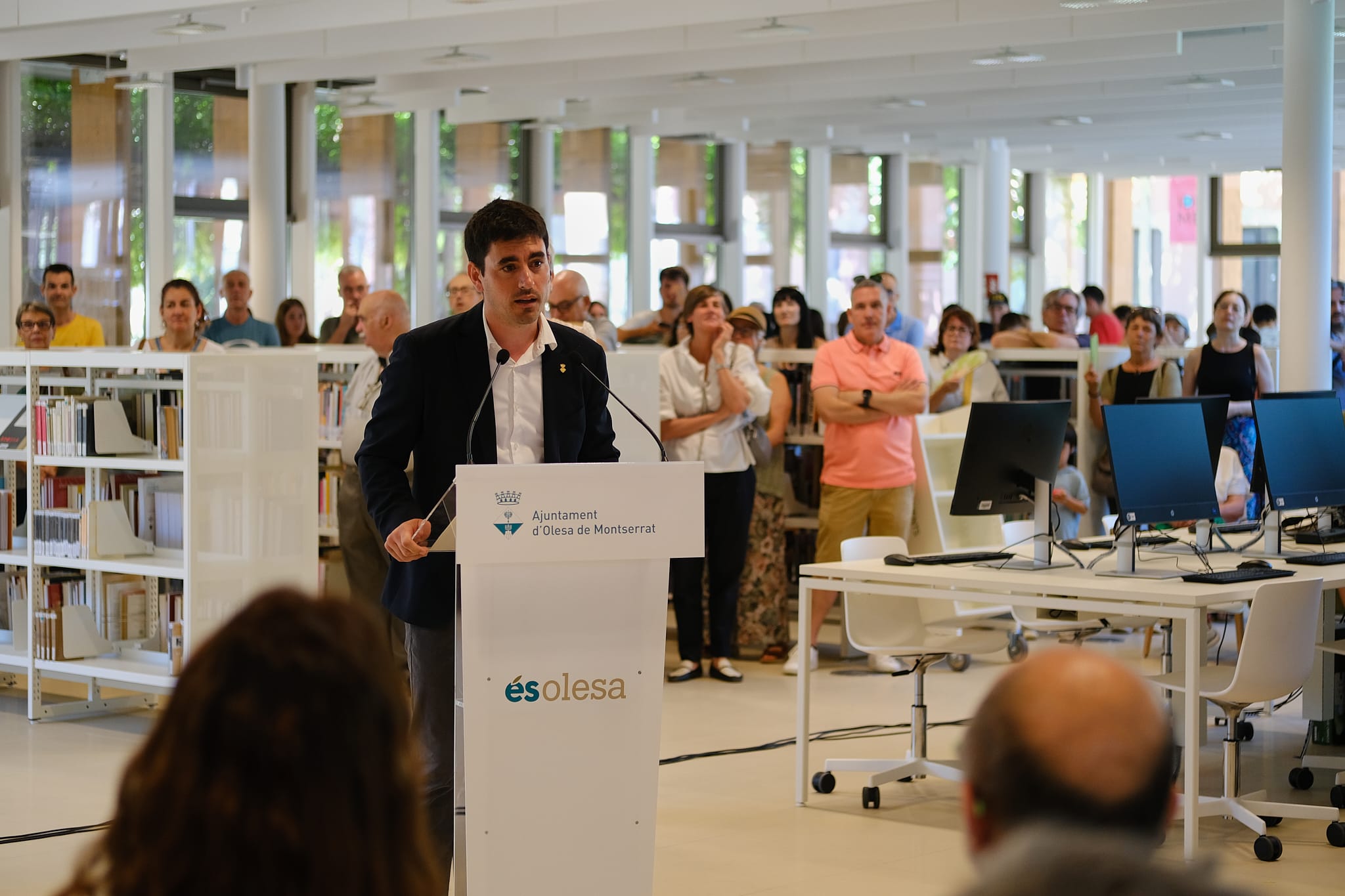 Foto_inauguració de la biblioteca Santa Oliva