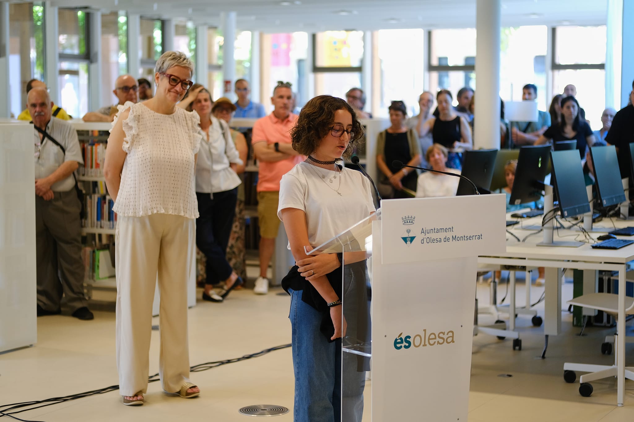 Foto_inauguració de la biblioteca Santa Oliva