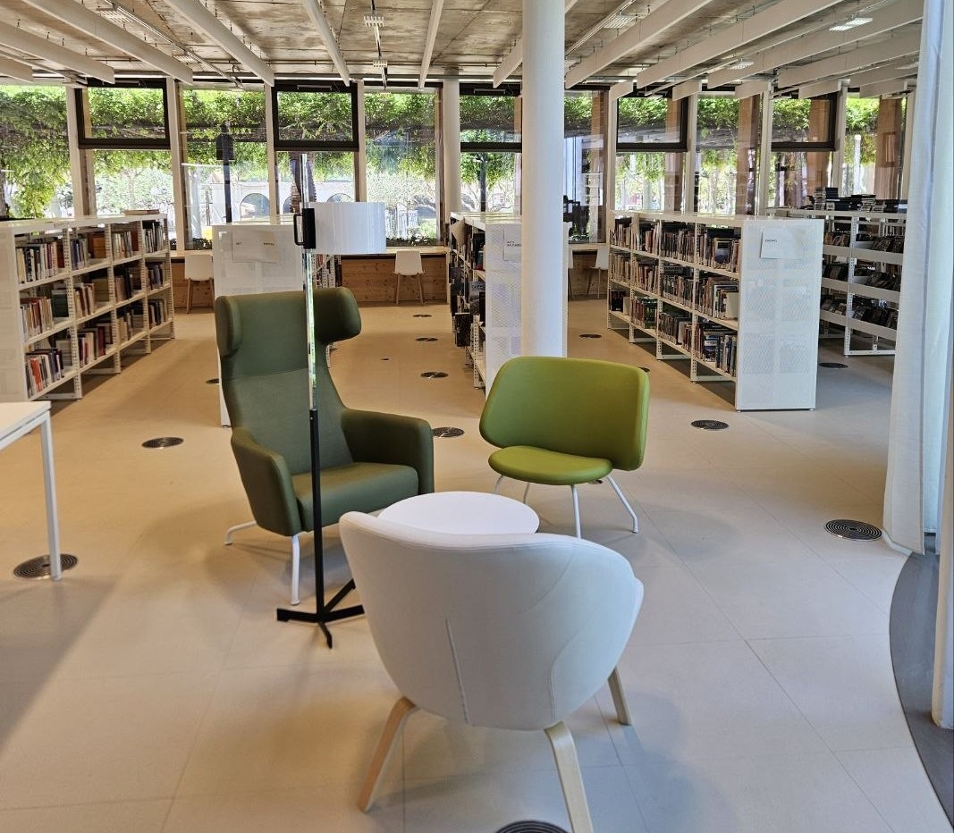 Foto_interior de la nova Biblioteca Santa Oliva
