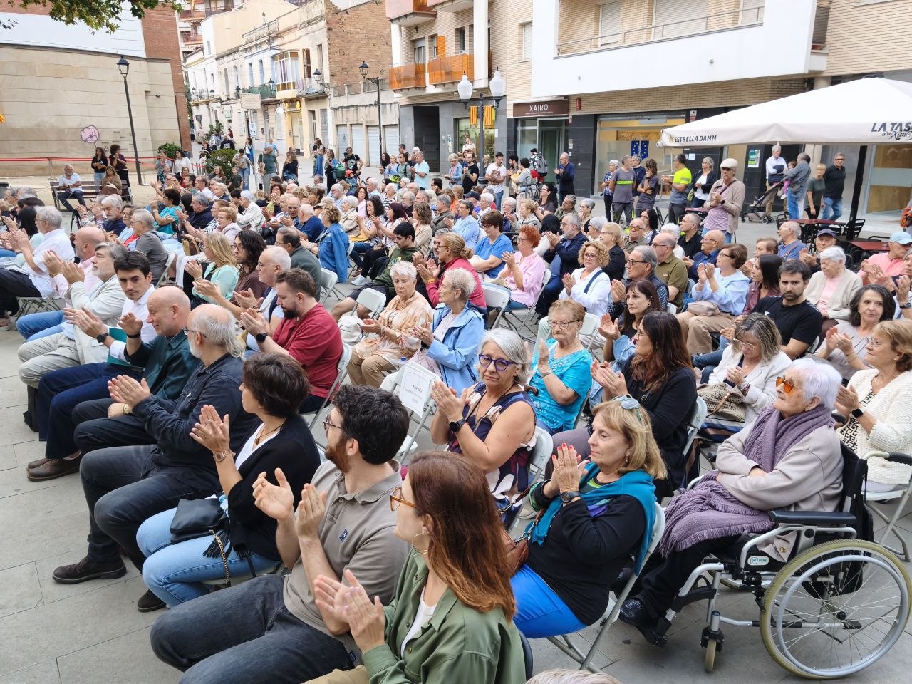 Foto d'un dels instants de l'acte d'inauguració del Memorial de les víctimes olesanes