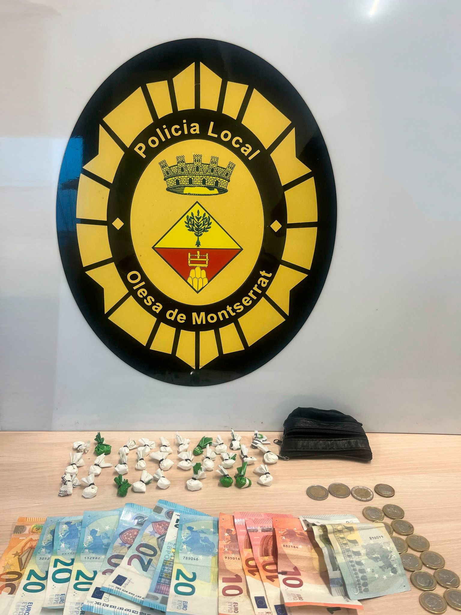 Material requisat en la detenció d'un home el 3 de maig de 2025